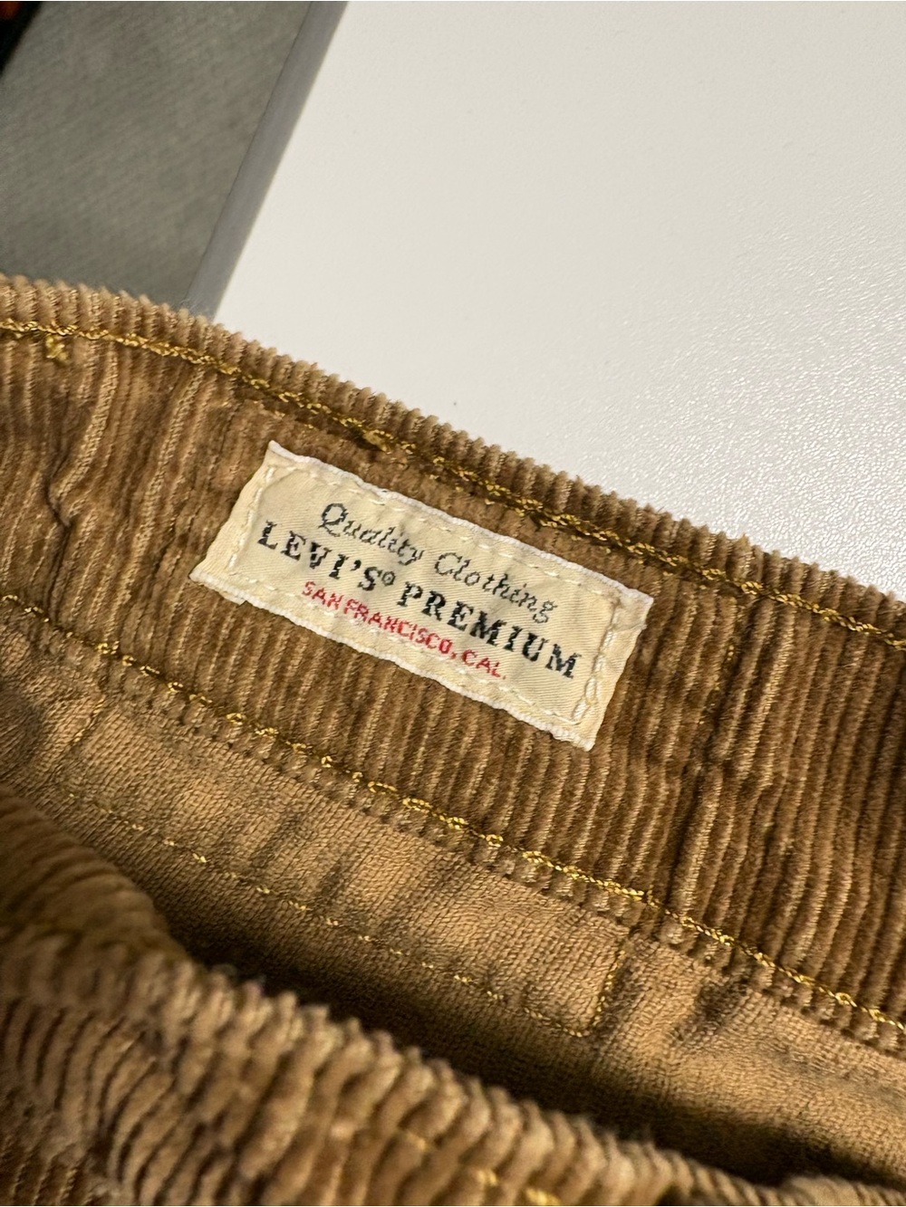 Levi's Baggy Dad Brown Corduroy Pants Size 26 High Rise Straight Wide Leg - Picture 3 of 6